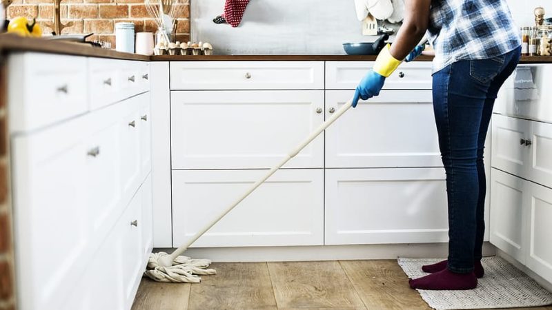 How to Clean Your Kitchen Cabinets: Ultimate Guide to Clean Kitchen Cupboards and Cabinets