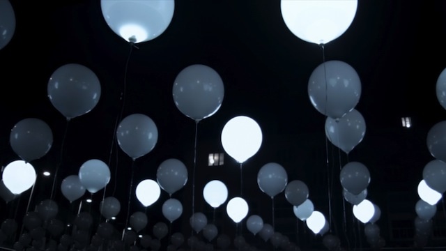 using balloons for party decoration ideas