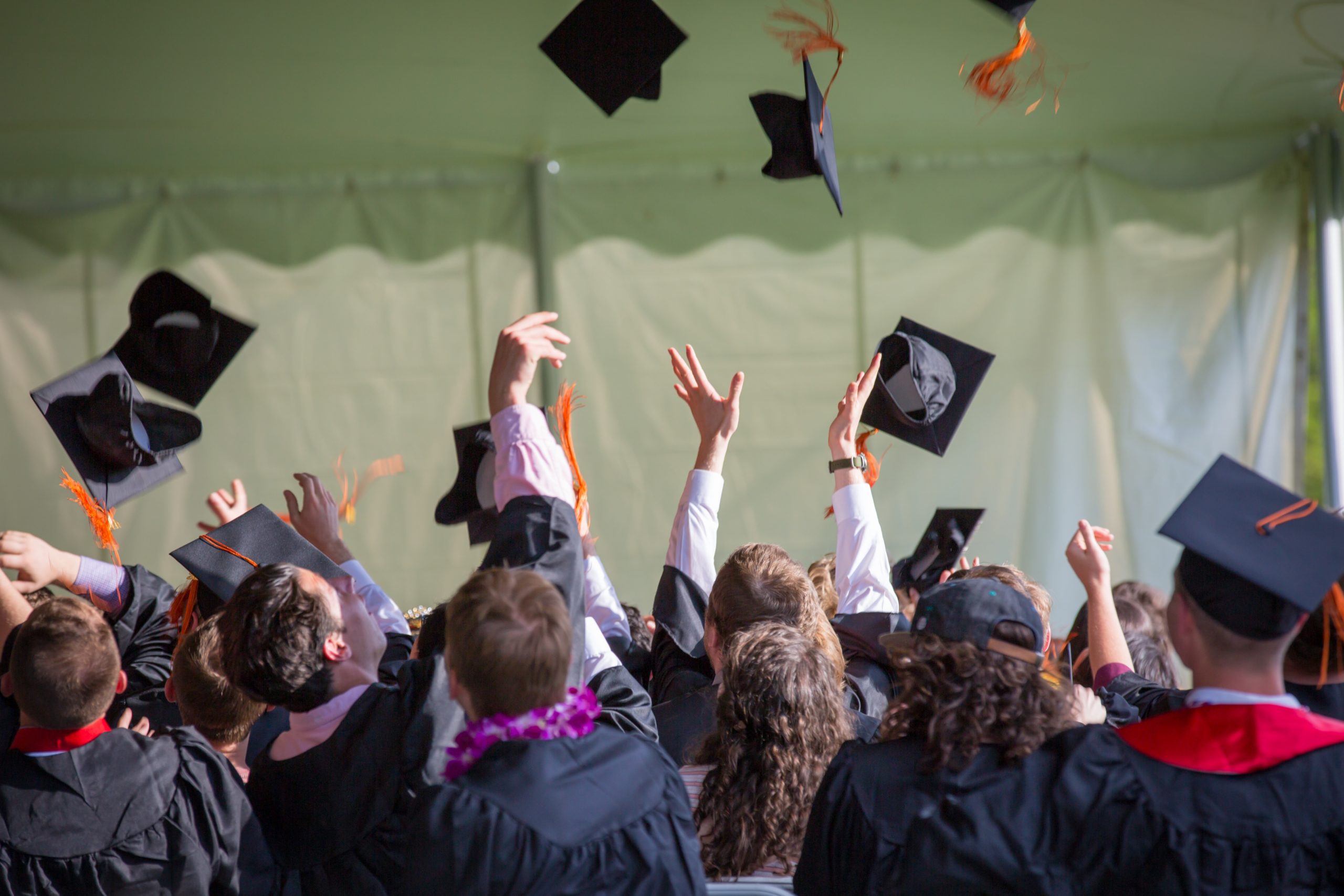 How to Plan a Memorable Graduation Party?